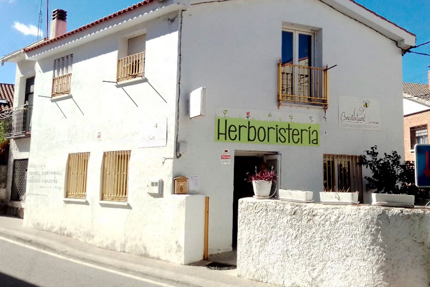 BeeNatural Banner